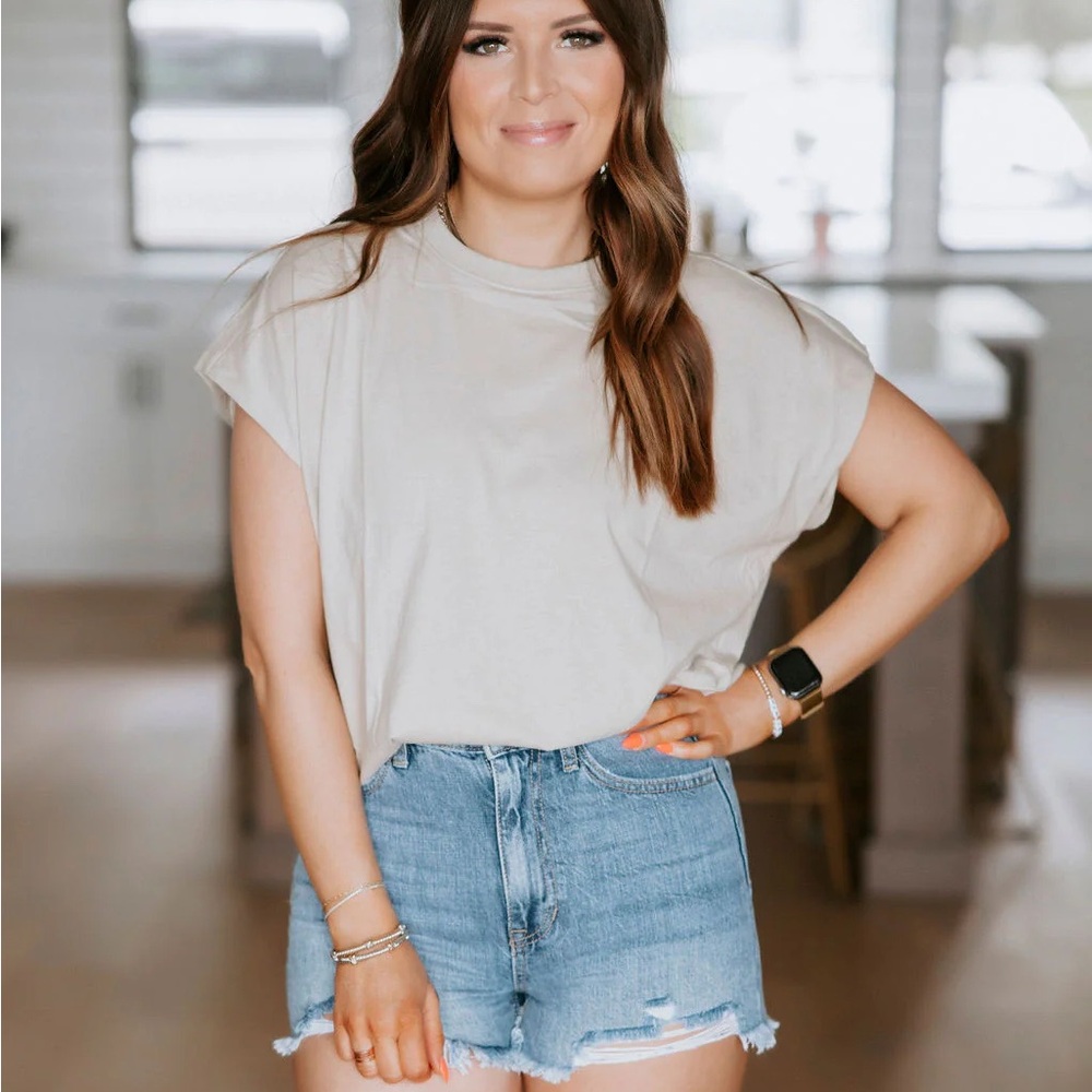 NWT Lily & Lottie Muscle Tee